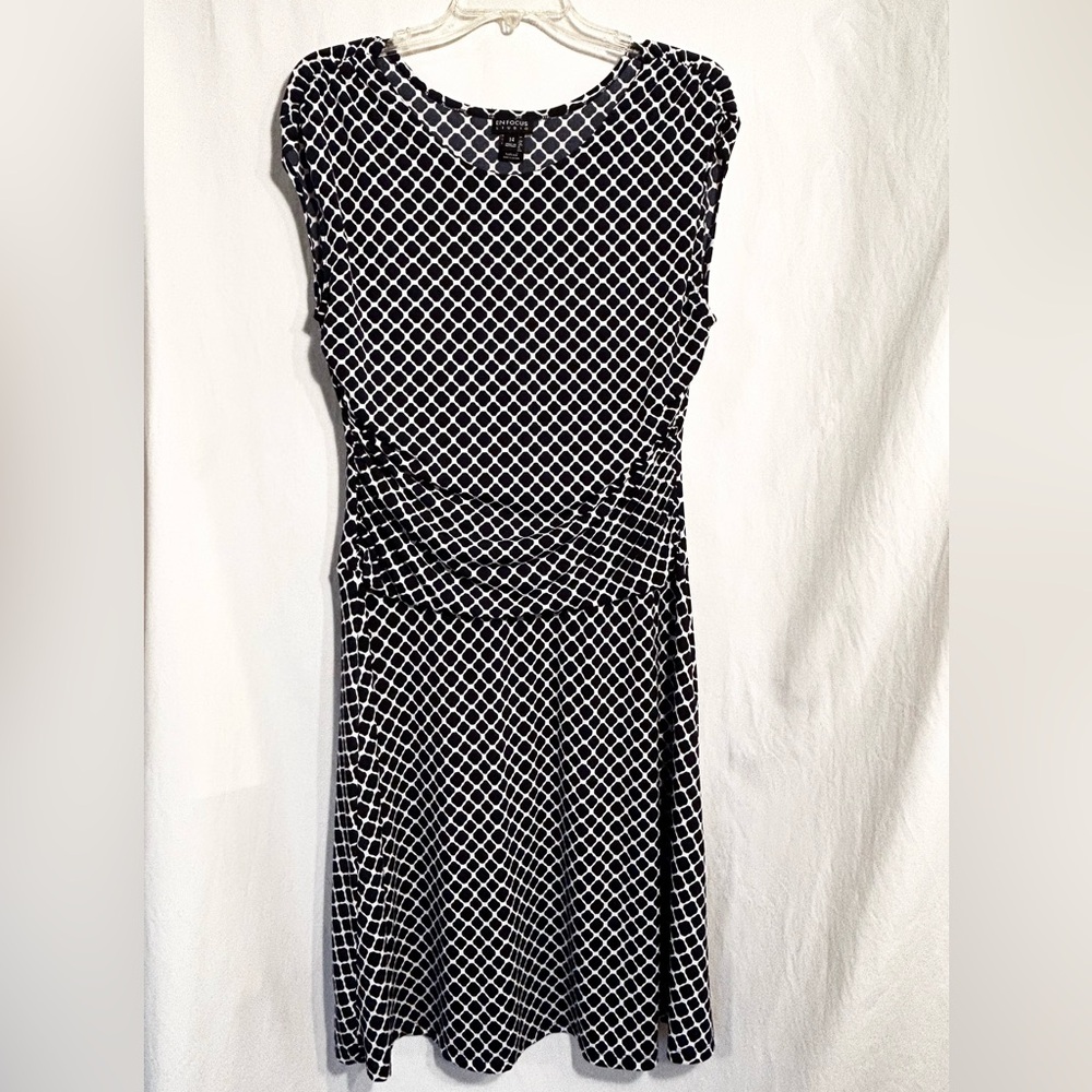 WOMENS SIZE 14 BLUE WHT GEOMETRIC SLEEVELESS RUCHED SIDES STRETCH PULLOVER DRESS